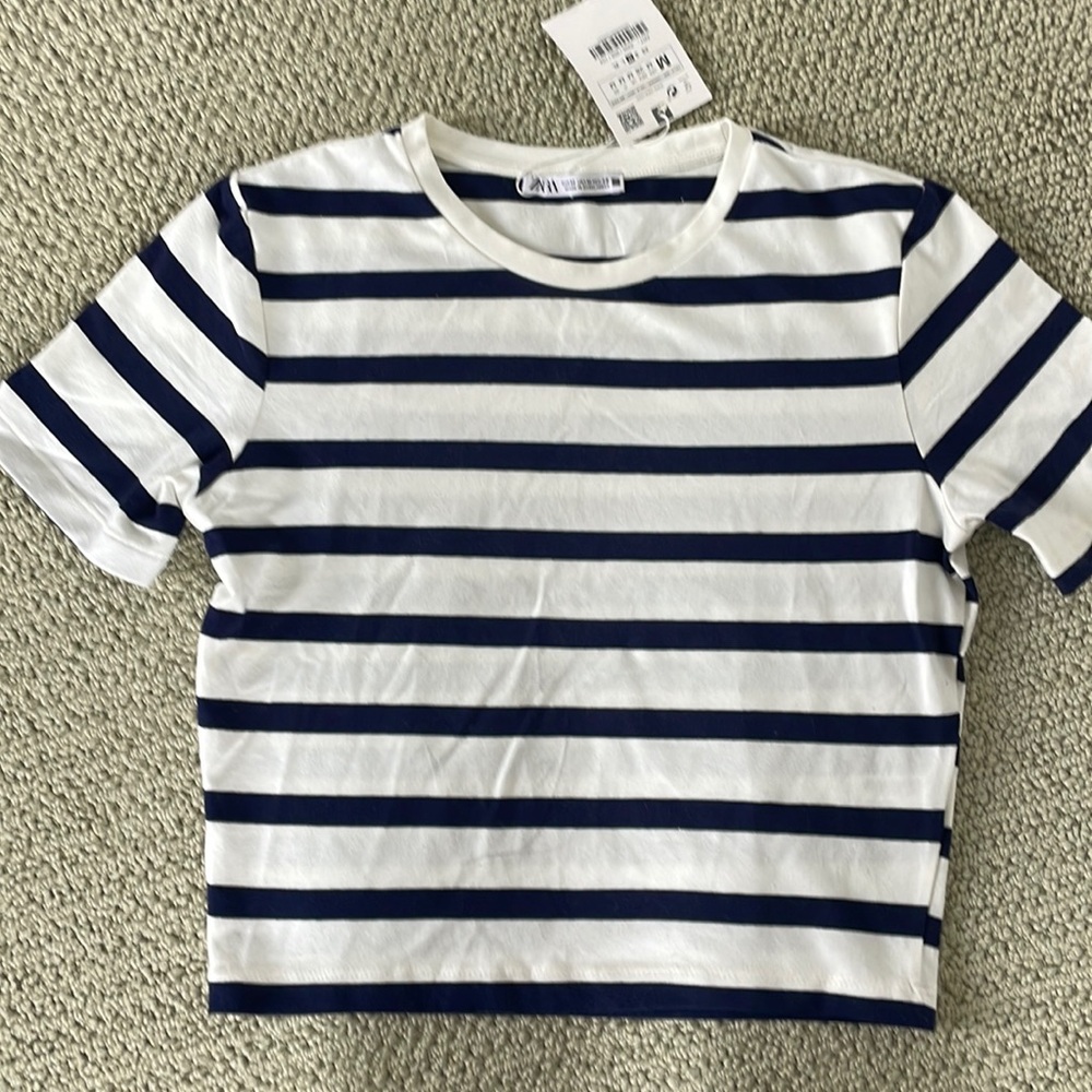 Women’s ZARA T-SHIRT